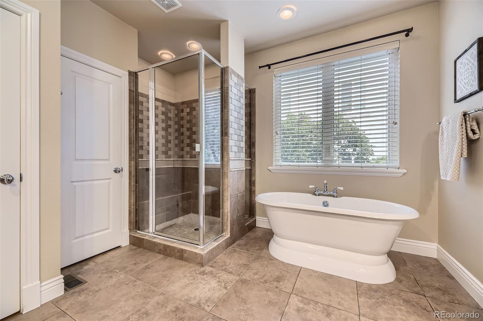 MLS Image #26 for 940  kearney street,denver, Colorado