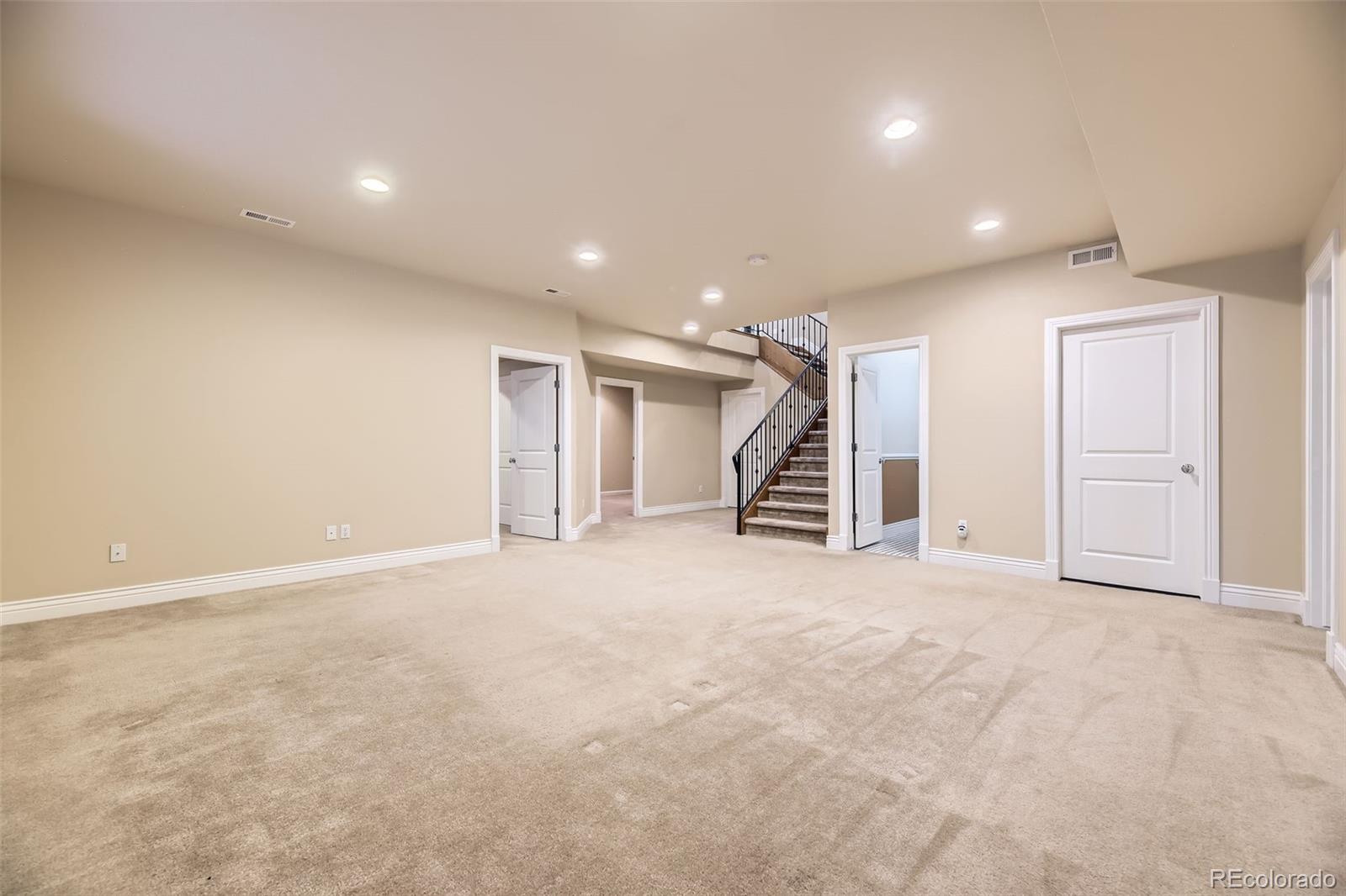 MLS Image #35 for 940  kearney street,denver, Colorado