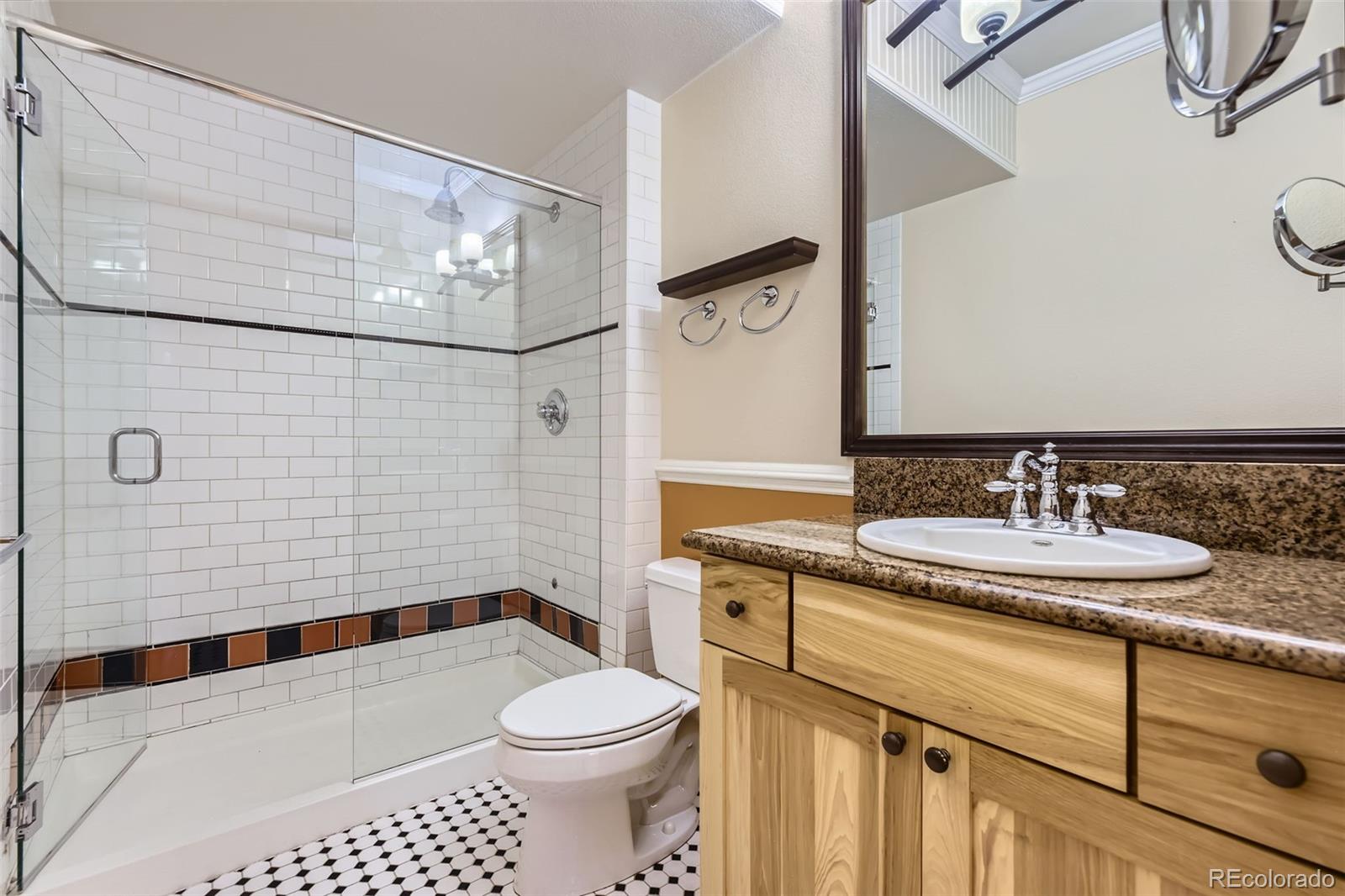 MLS Image #39 for 940  kearney street,denver, Colorado
