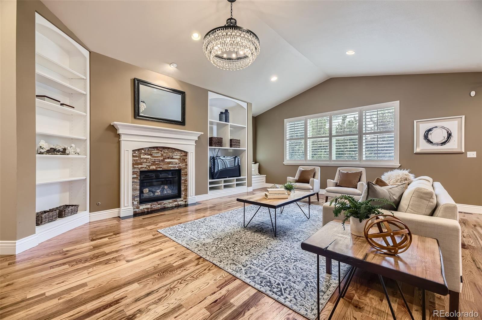 MLS Image #7 for 940  kearney street,denver, Colorado
