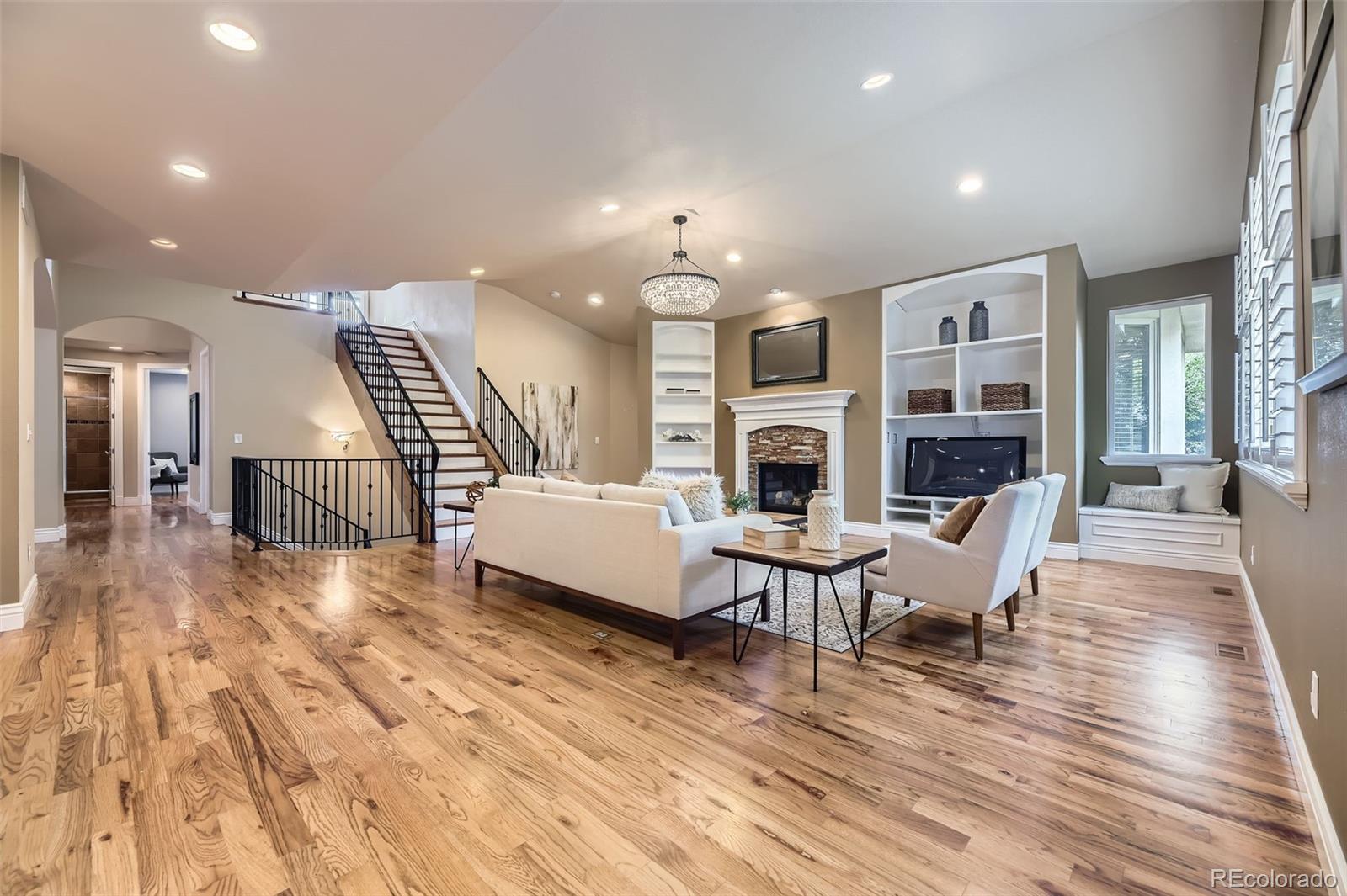 MLS Image #8 for 940  kearney street,denver, Colorado