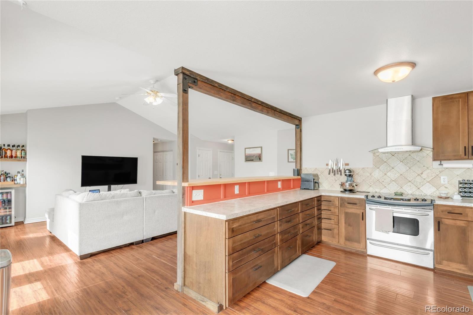 MLS Image #9 for 519 n 28th avenue court,greeley, Colorado