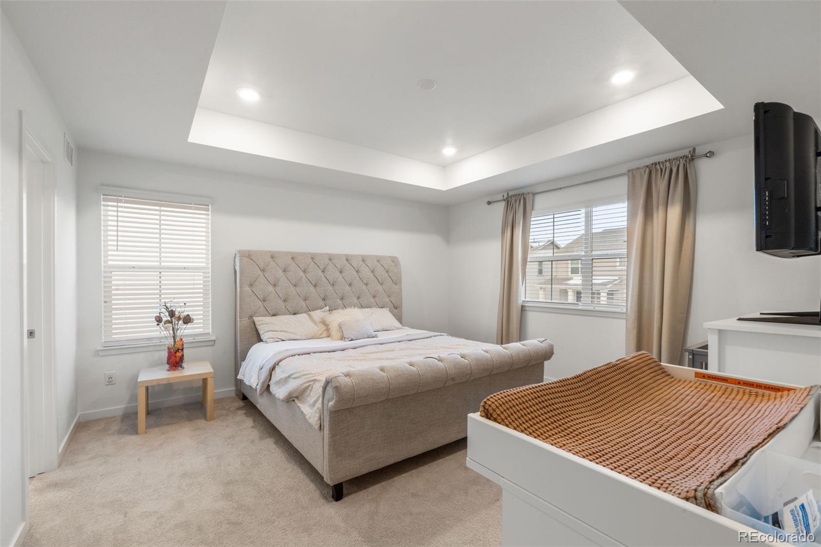 MLS Image #11 for 656 n bersshine street,watkins, Colorado