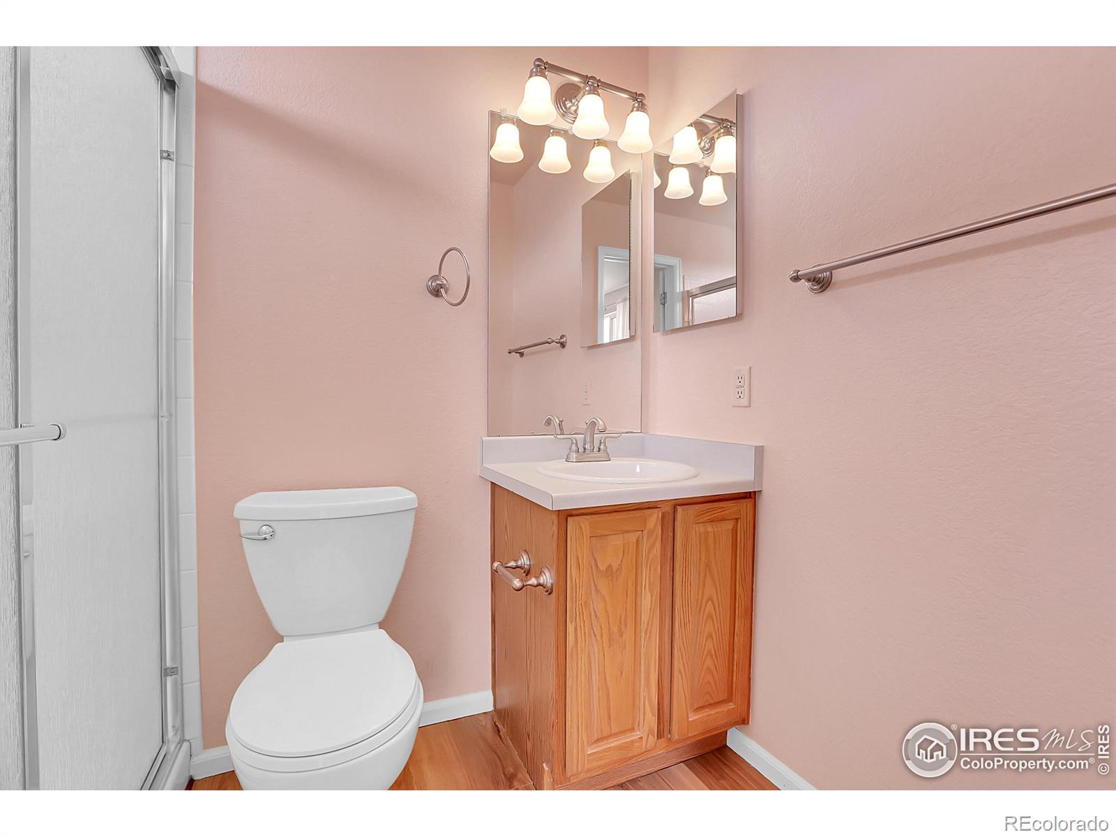 MLS Image #14 for 20764 e 47th avenue,denver, Colorado