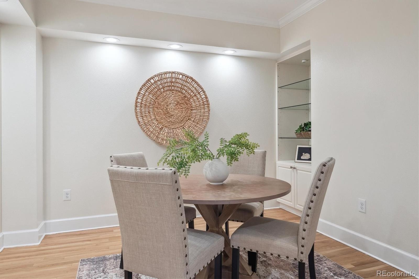 MLS Image #10 for 300  hudson street,denver, Colorado