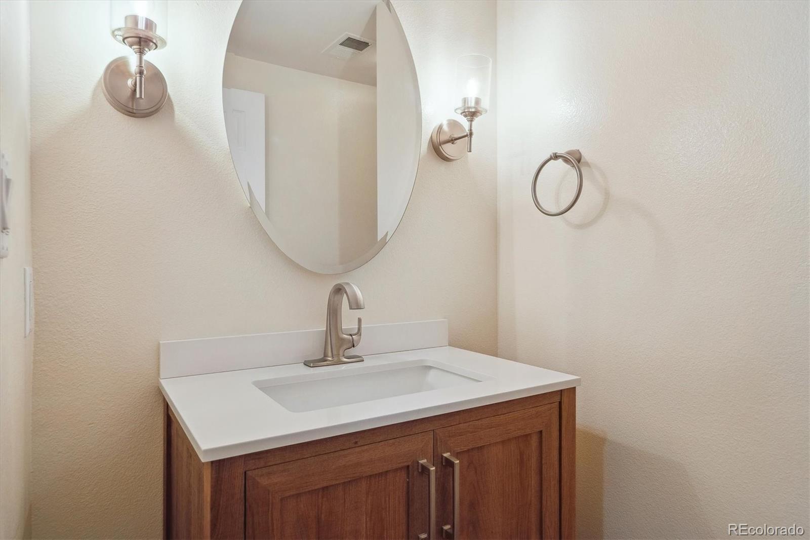 MLS Image #12 for 300  hudson street,denver, Colorado