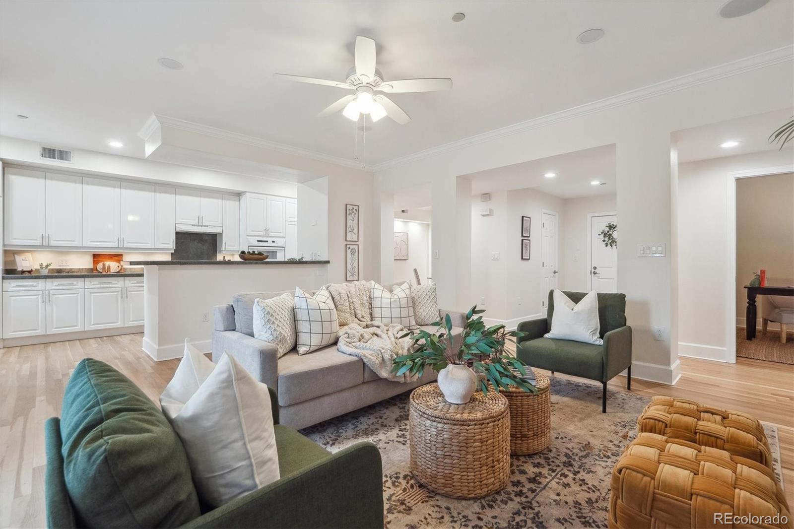 MLS Image #2 for 300  hudson street,denver, Colorado