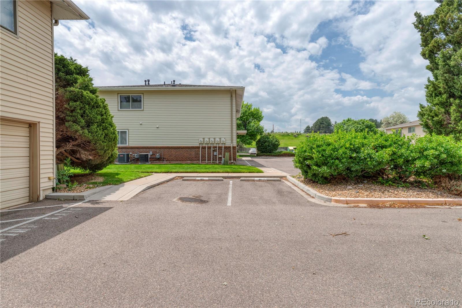 MLS Image #2 for 3351 s field street,lakewood, Colorado