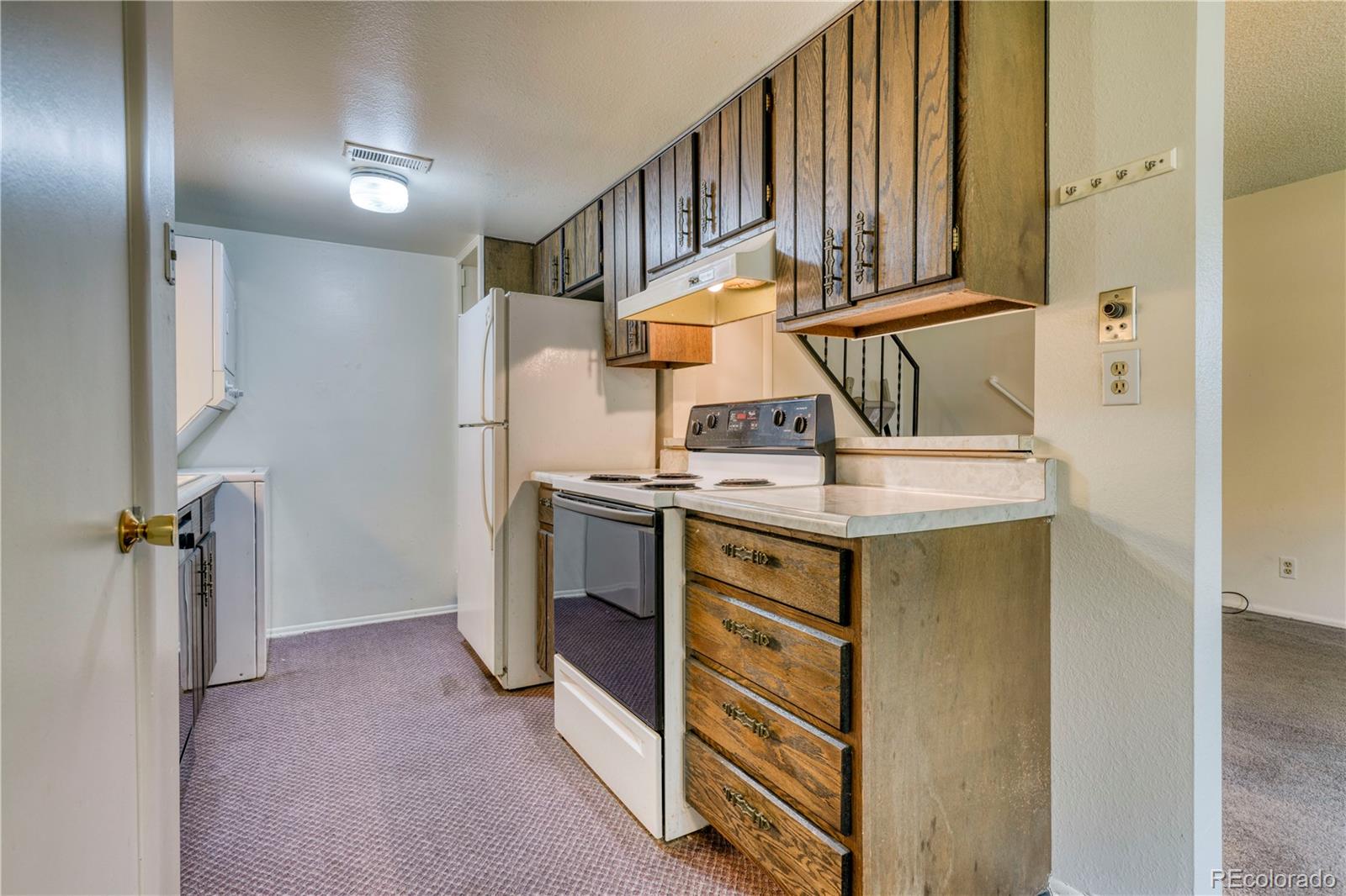 MLS Image #6 for 3351 s field street,lakewood, Colorado