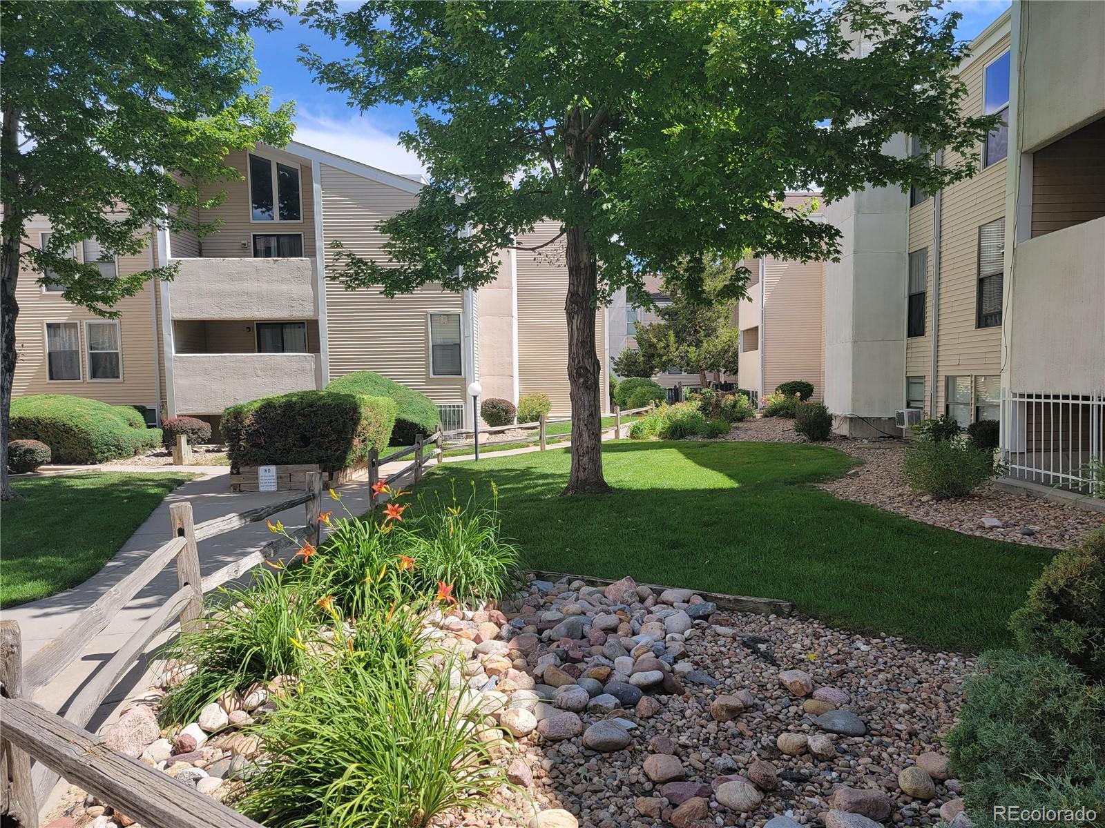 MLS Image #13 for 15202 e hampden circle,aurora, Colorado