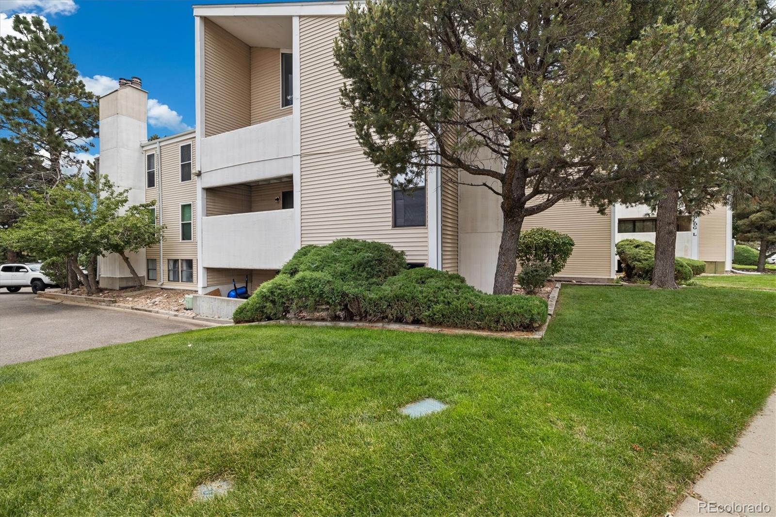 MLS Image #18 for 15202 e hampden circle,aurora, Colorado