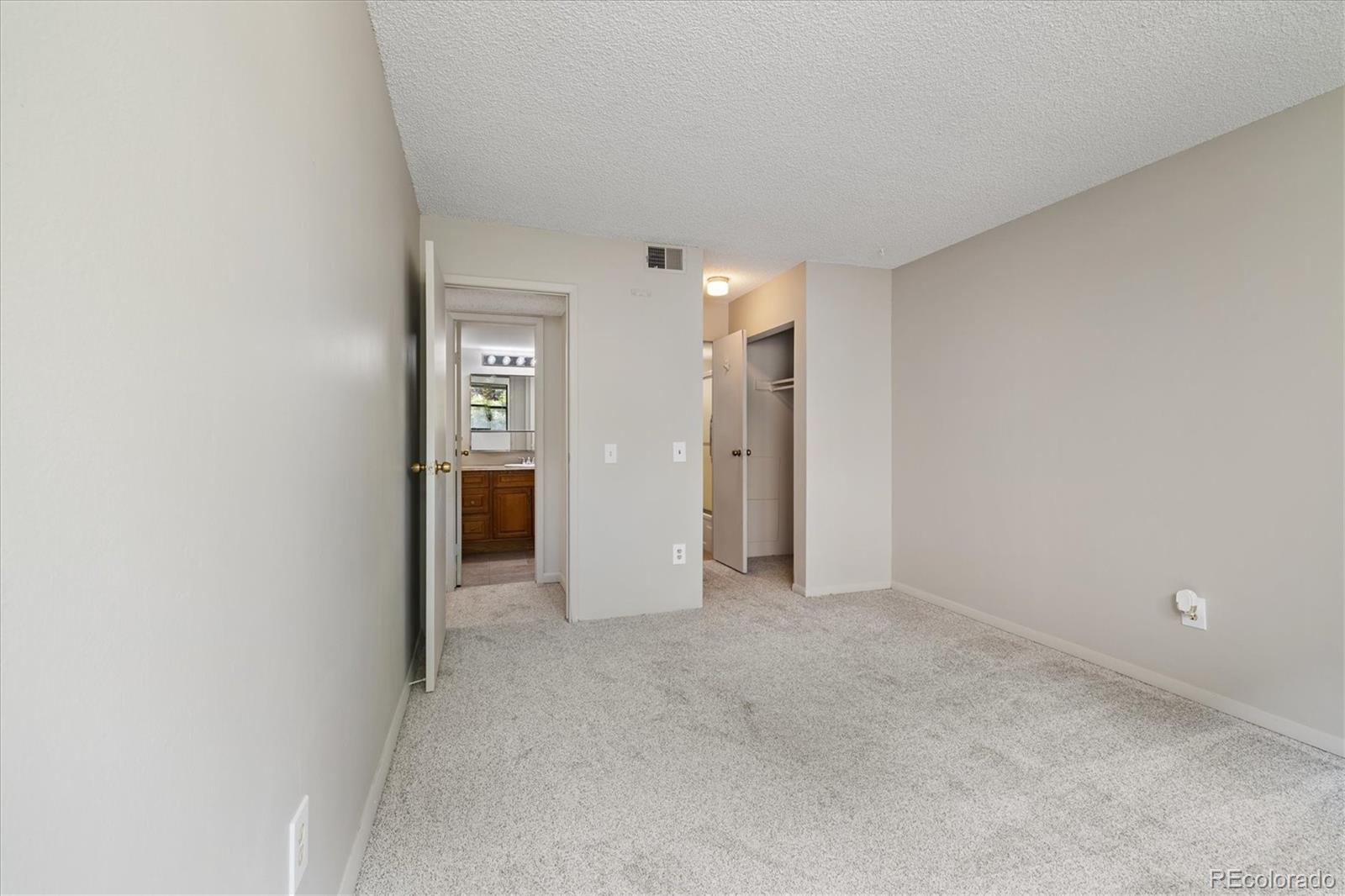 MLS Image #33 for 15202 e hampden circle,aurora, Colorado