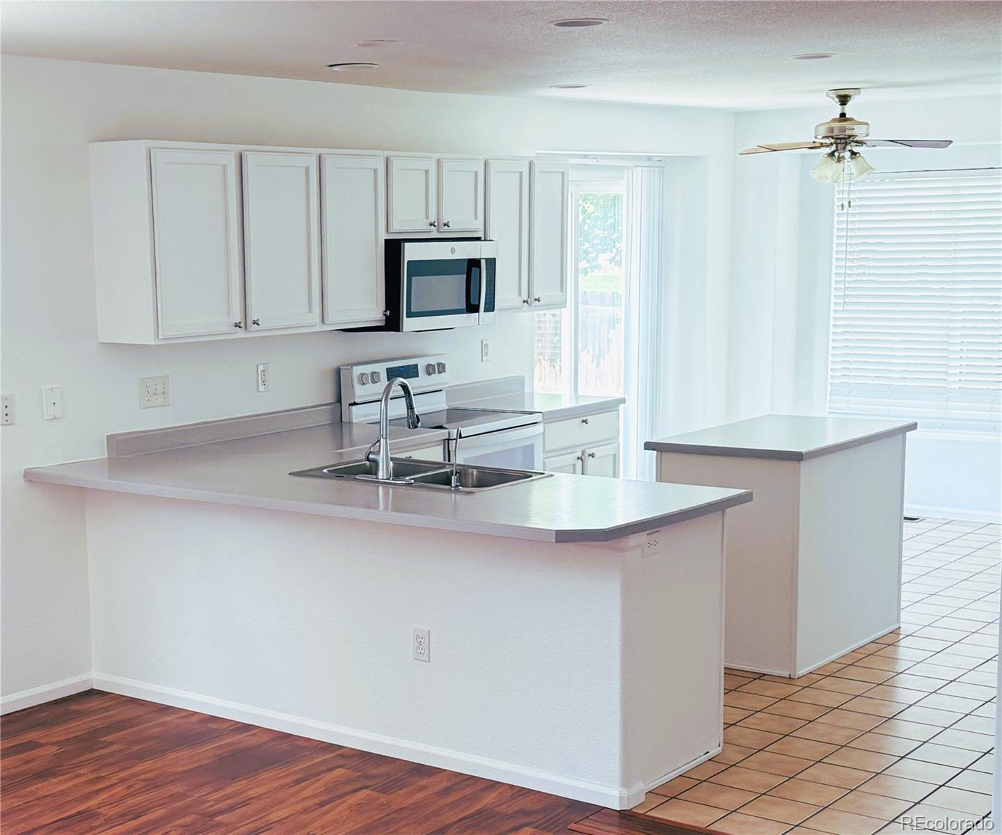 MLS Image #13 for 20401 e chenango place,aurora, Colorado