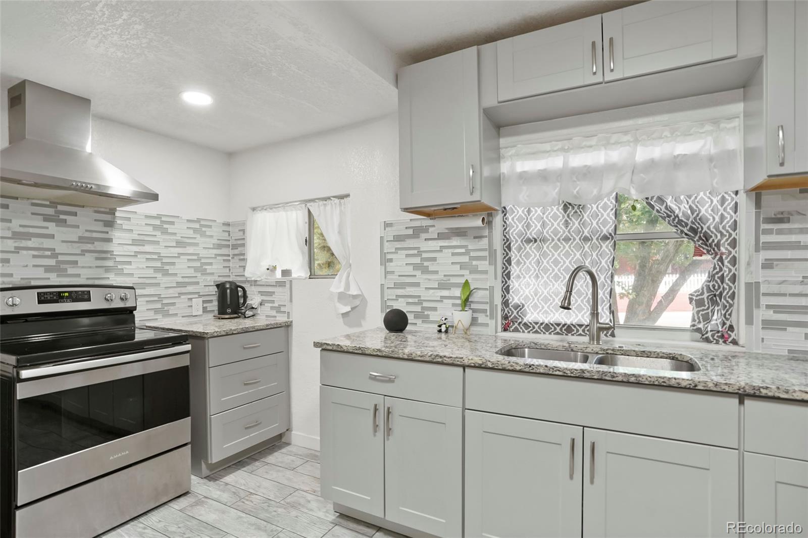 MLS Image #0 for 1070 s newton street,denver, Colorado