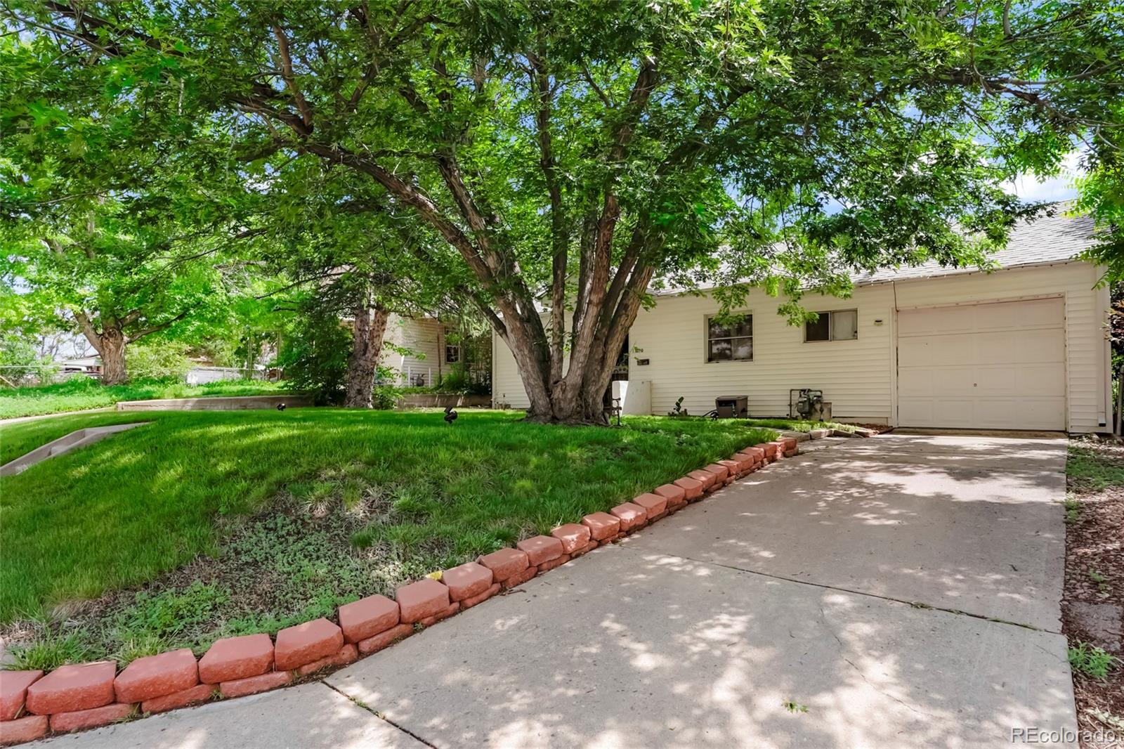 MLS Image #14 for 1070 s newton street,denver, Colorado