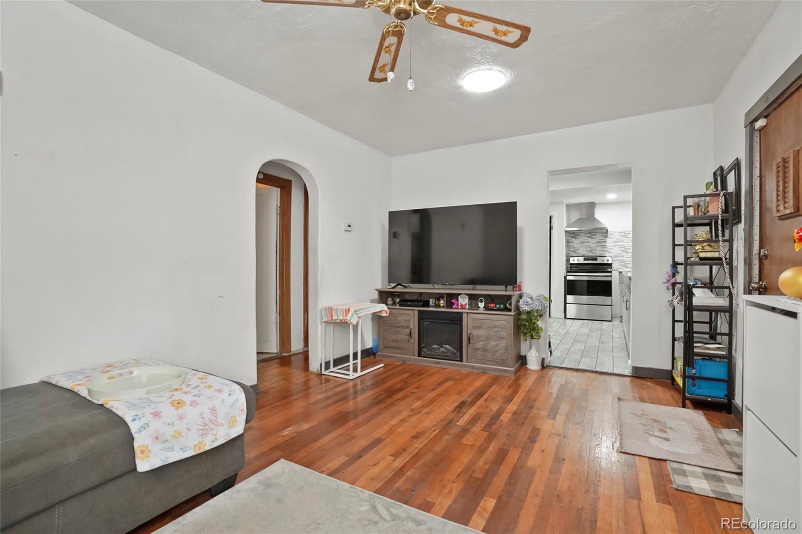 MLS Image #5 for 1070 s newton street,denver, Colorado