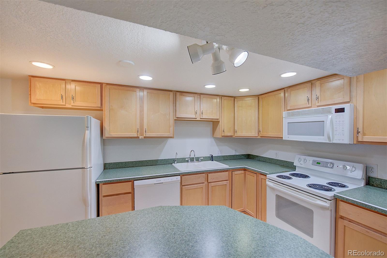 MLS Image #39 for 5723  zephyr street,arvada, Colorado
