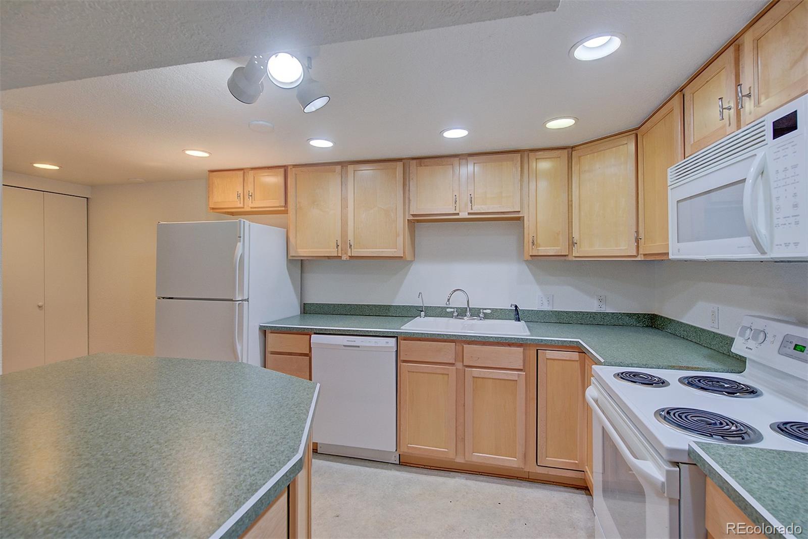 MLS Image #40 for 5723  zephyr street,arvada, Colorado