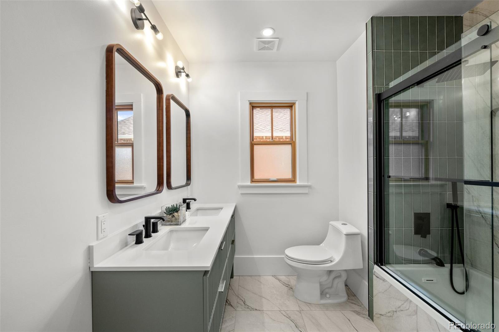 MLS Image #16 for 2569  forest street,denver, Colorado