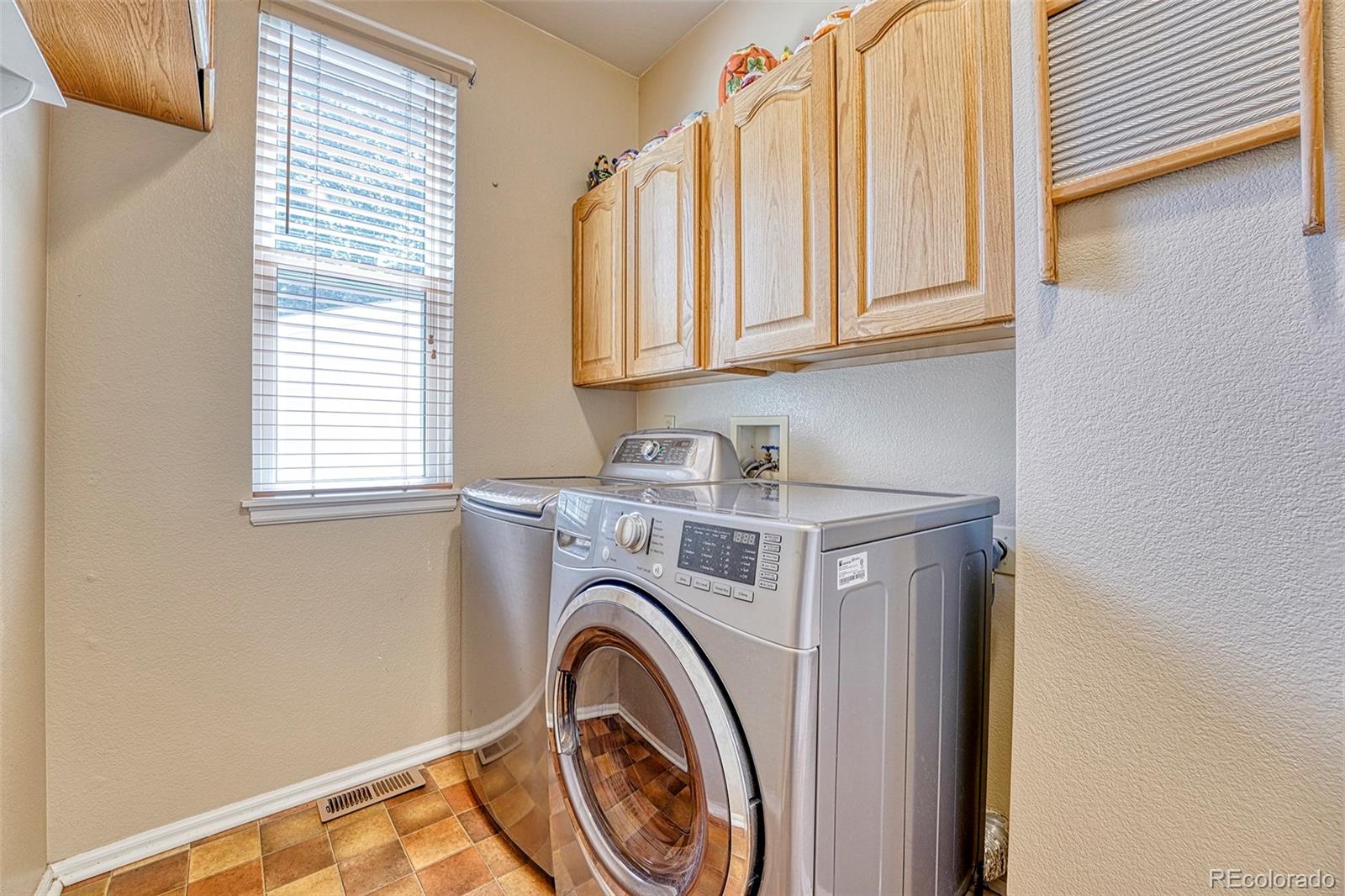 MLS Image #17 for 10142  mountain maple drive,highlands ranch, Colorado