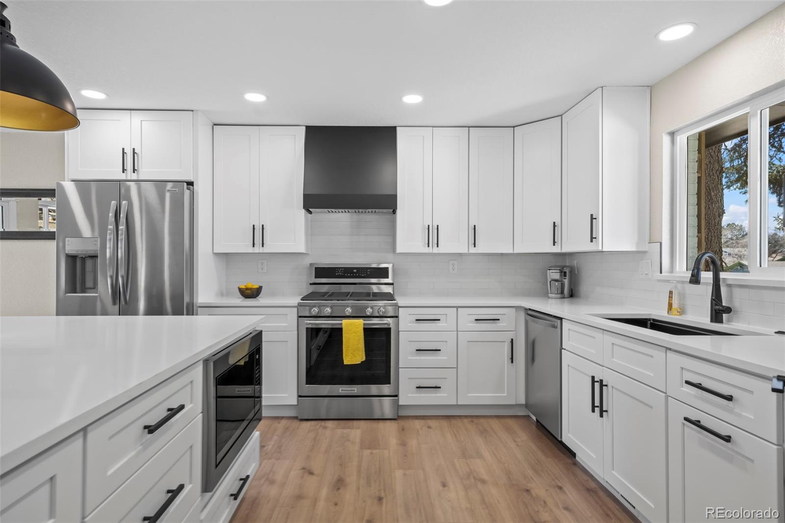 MLS Image #10 for 8334  allison court,arvada, Colorado