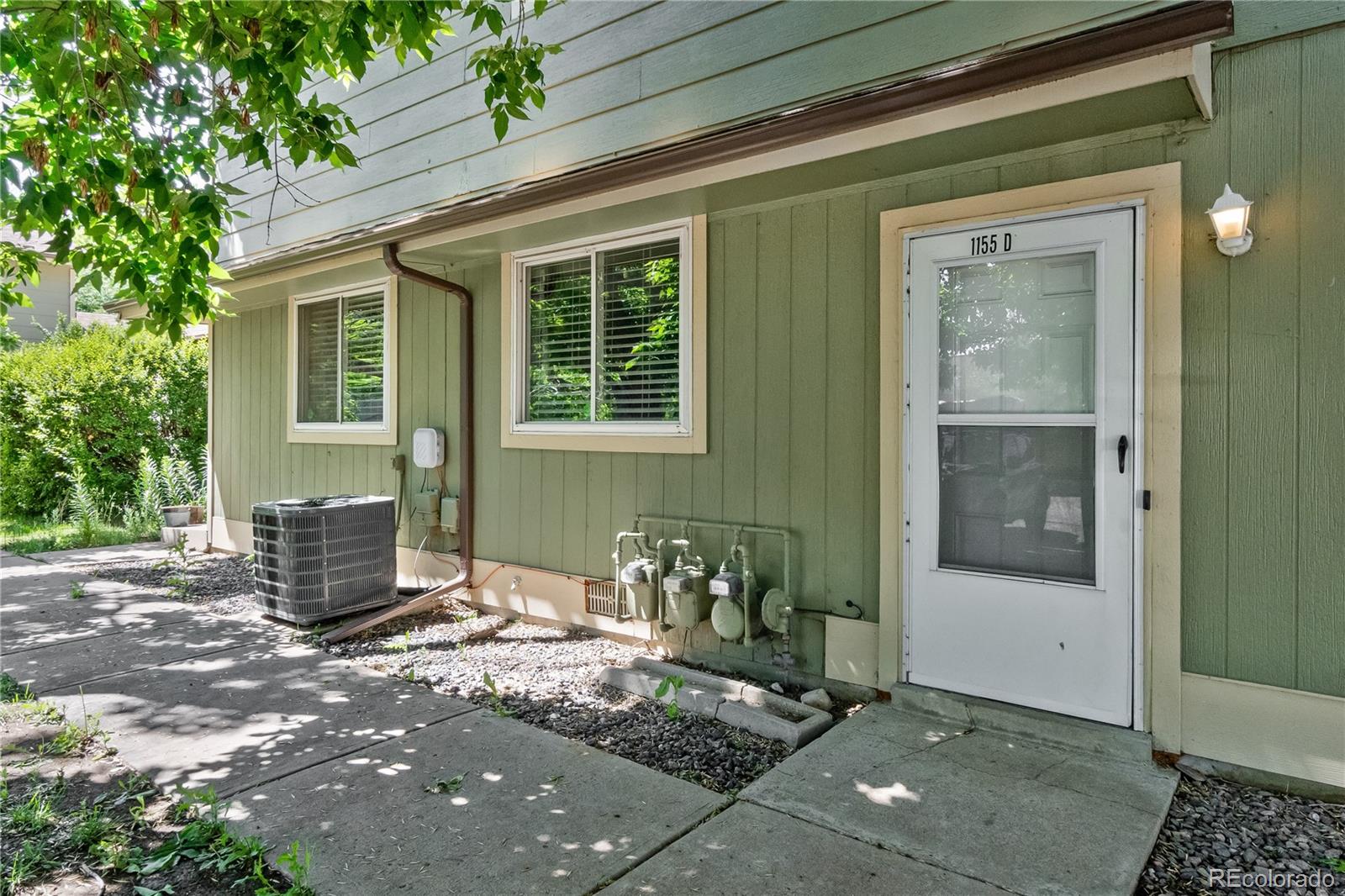 MLS Image #1 for 1155 s fairplay circle,aurora, Colorado