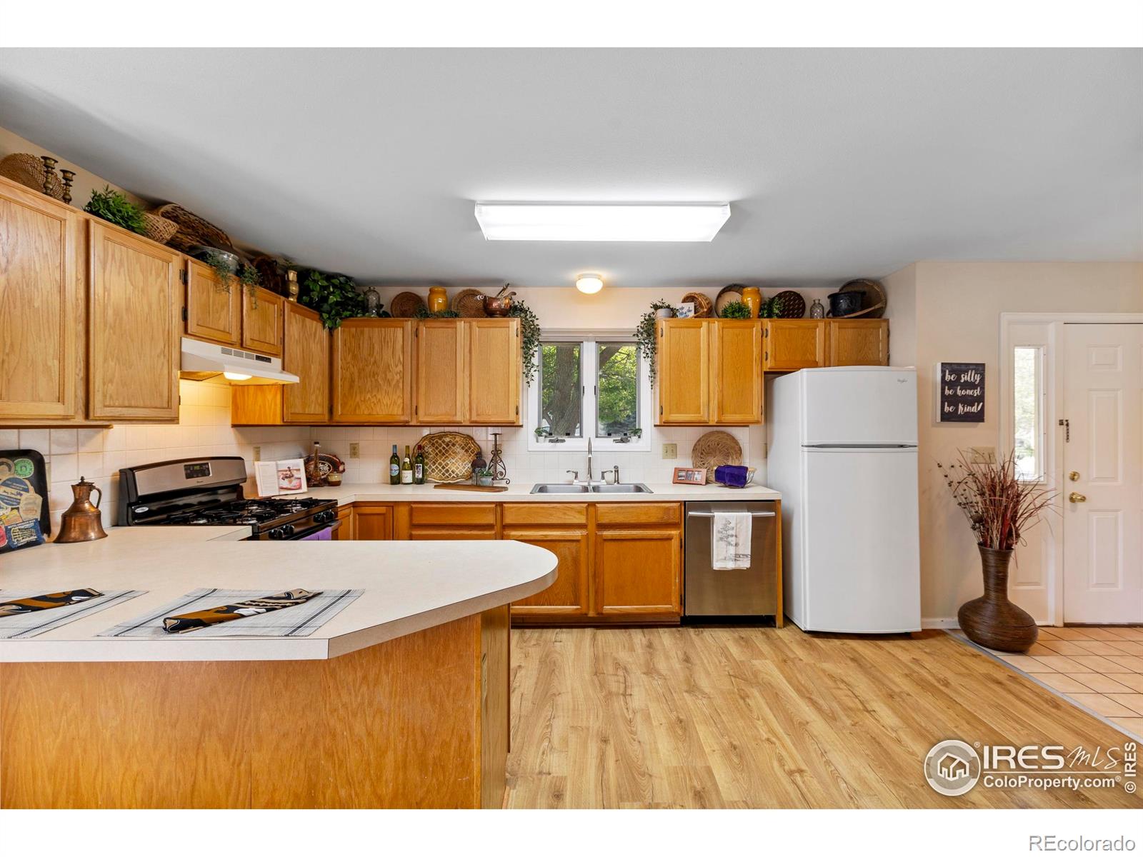 MLS Image #11 for 800  chetwood court,fort collins, Colorado
