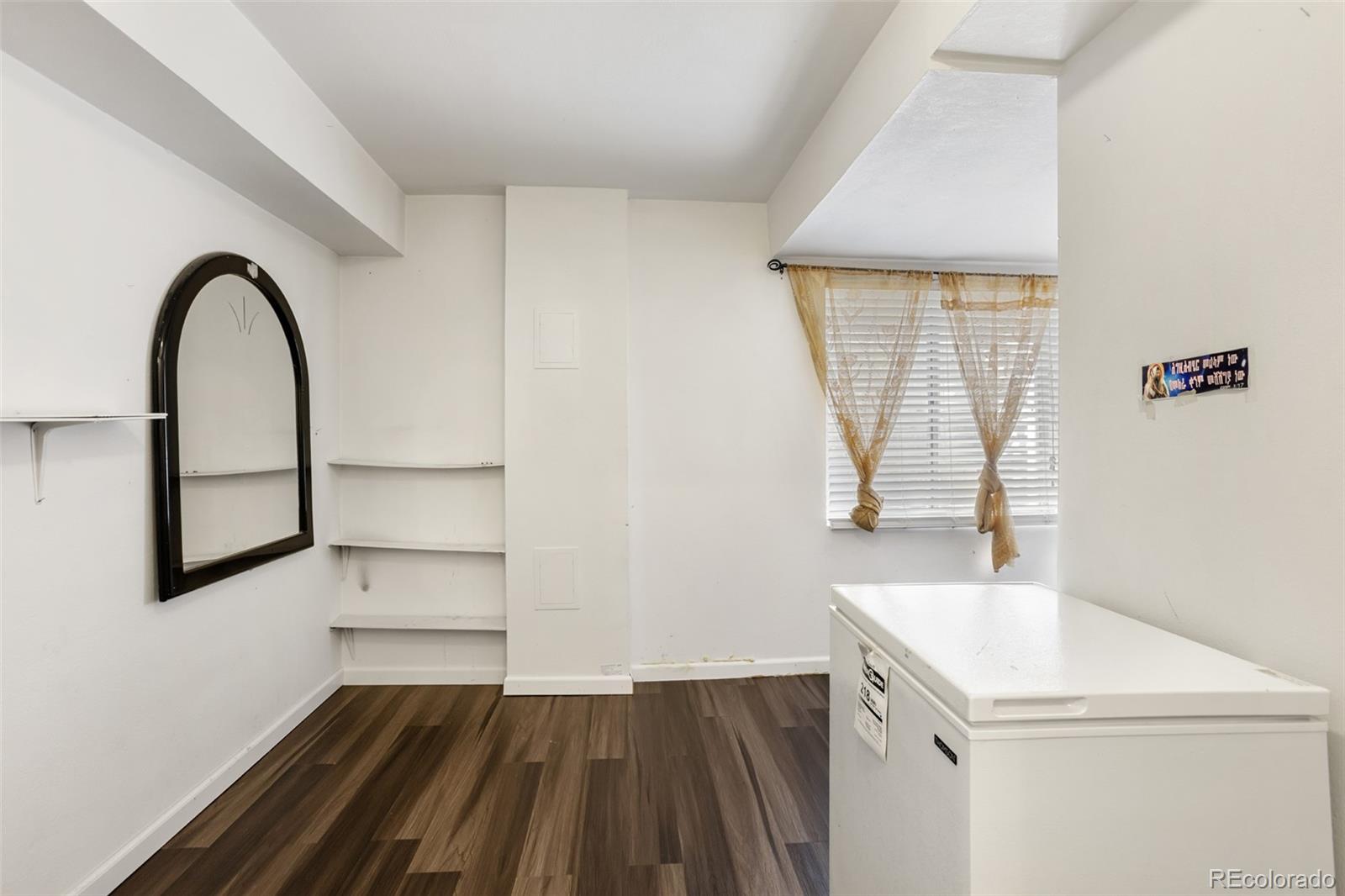 MLS Image #15 for 1885 s quebec way,denver, Colorado
