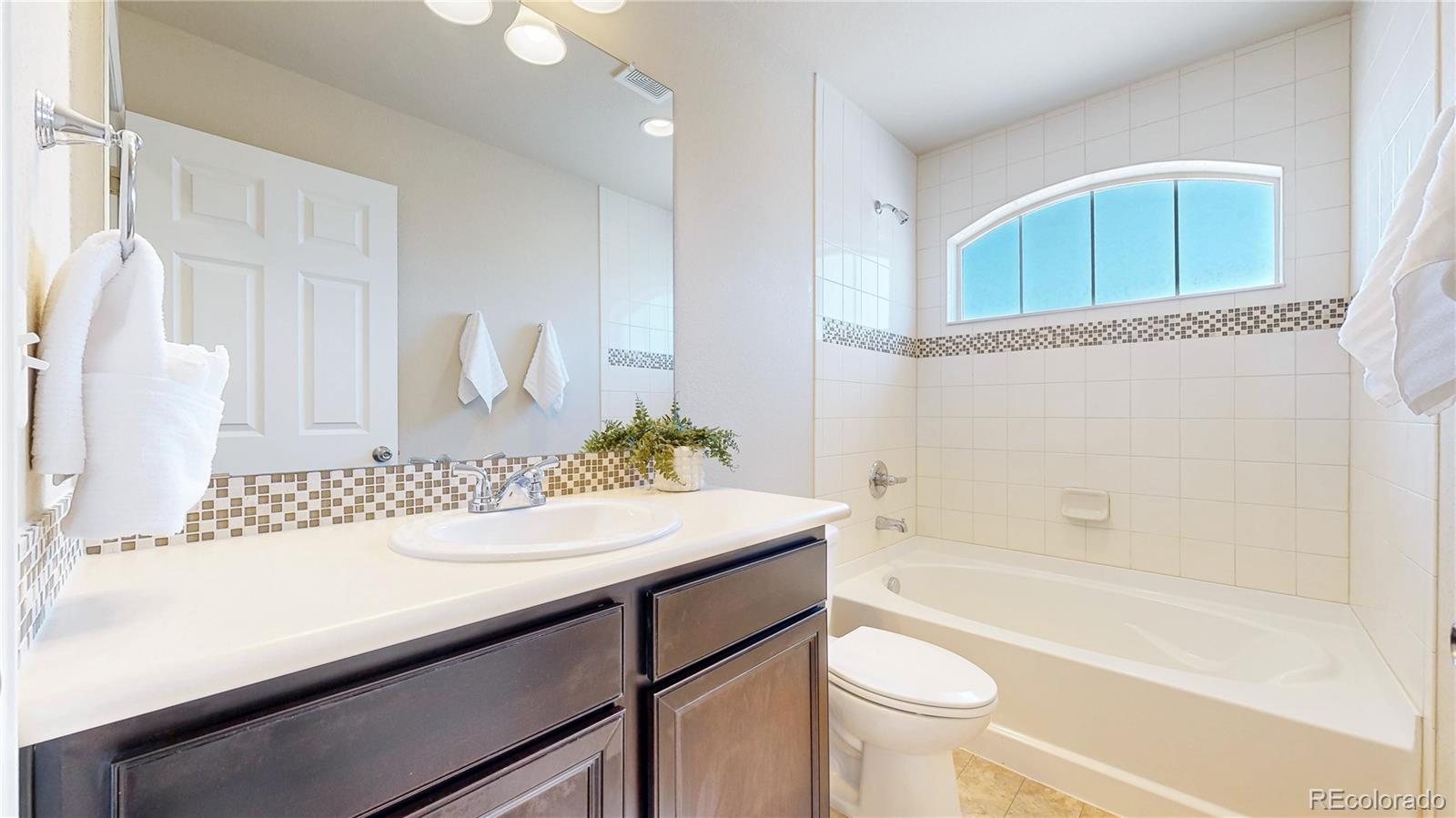 MLS Image #12 for 172  painted horse way,erie, Colorado