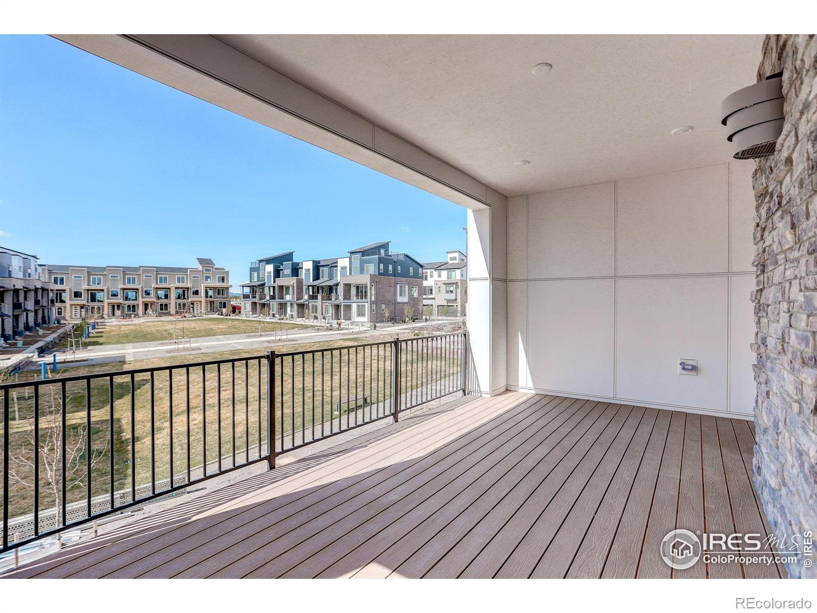MLS Image #27 for 1778  peak loop,broomfield, Colorado
