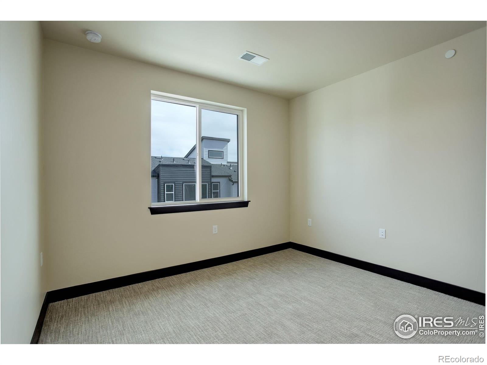 MLS Image #28 for 1778  peak loop,broomfield, Colorado