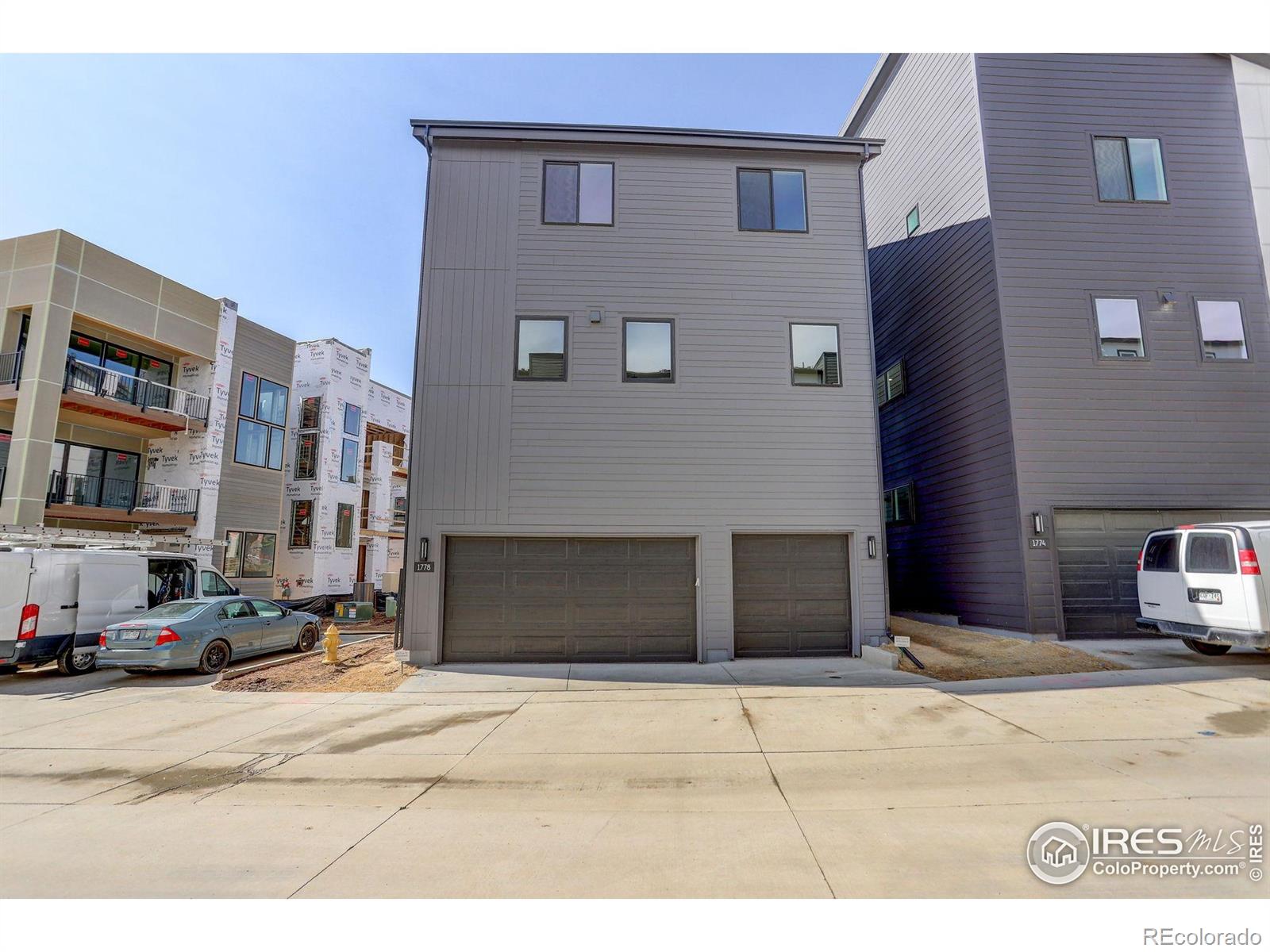 MLS Image #36 for 1778  peak loop,broomfield, Colorado