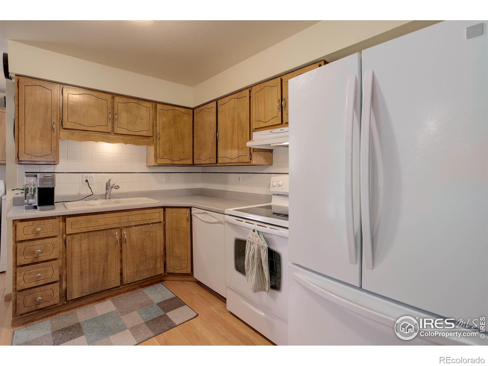 MLS Image #12 for 915  19th avenue,longmont, Colorado