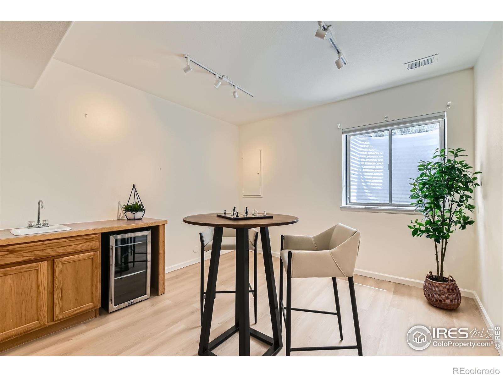 MLS Image #23 for 1005  creek court,longmont, Colorado