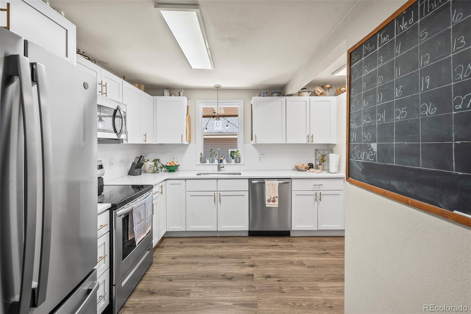 MLS Image #11 for 1775  longbranch street,strasburg, Colorado