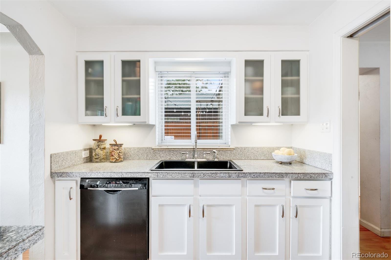 MLS Image #8 for 2255  perry street,denver, Colorado