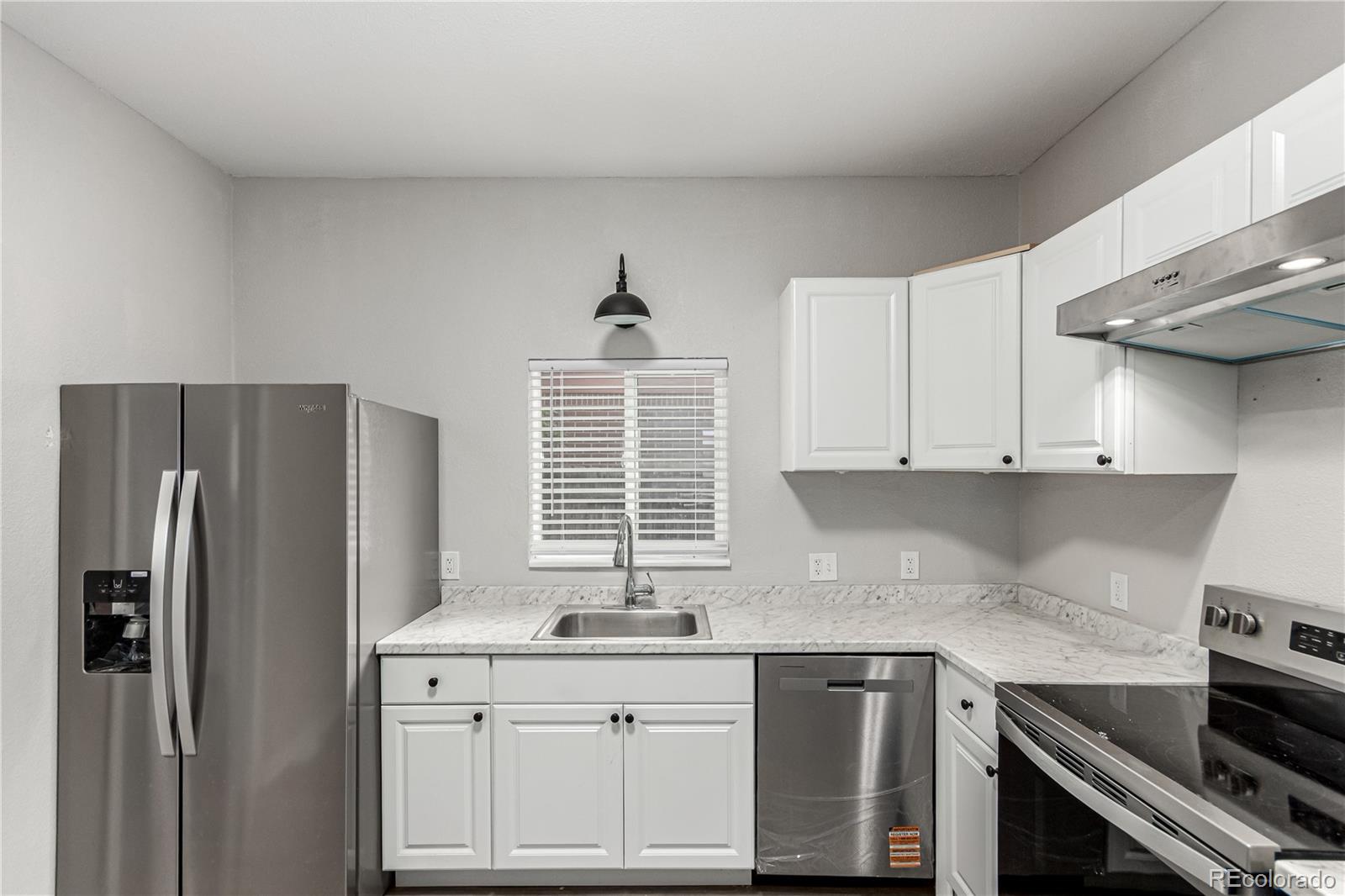 MLS Image #2 for 725  knox court,denver, Colorado
