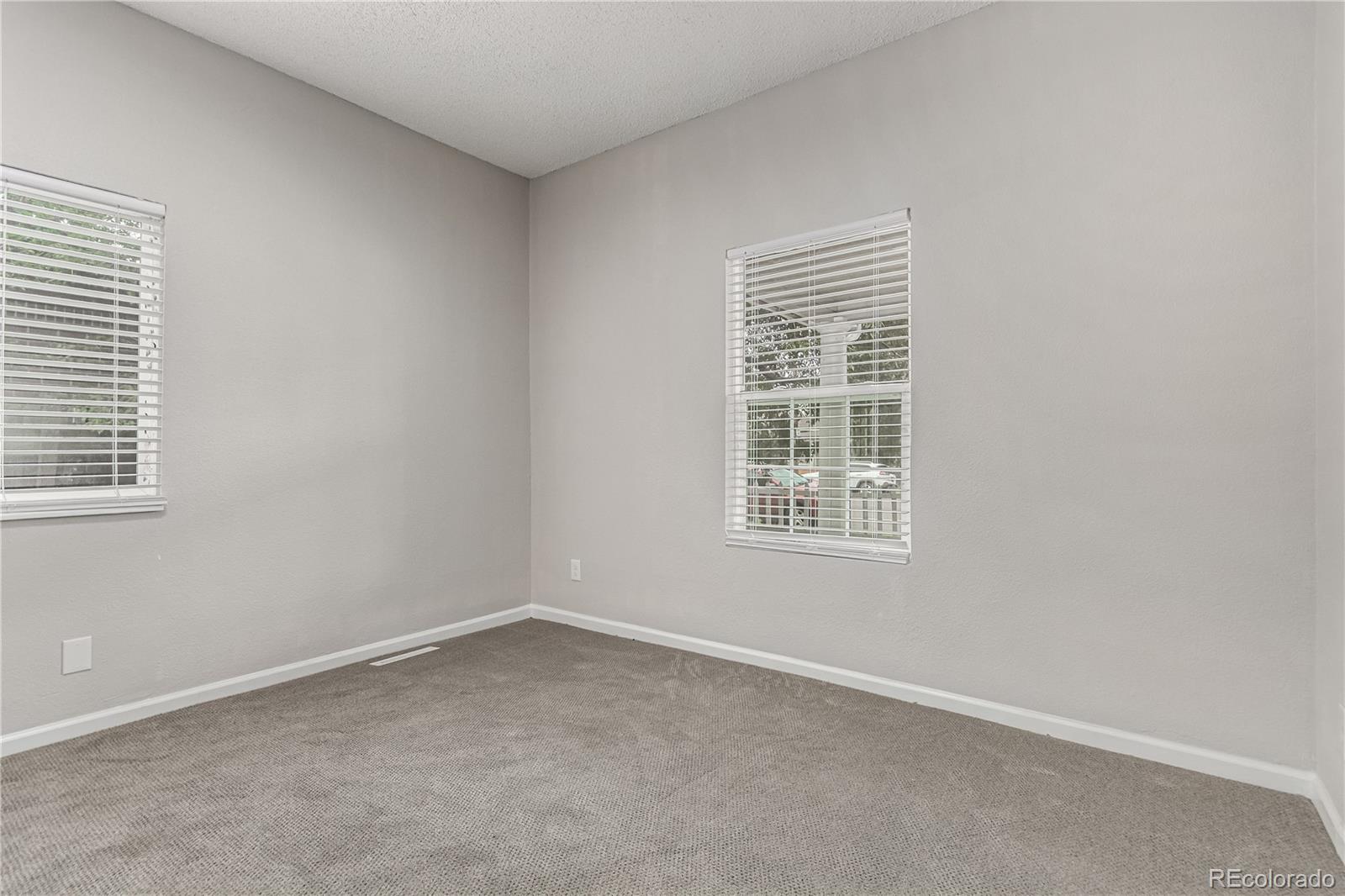 MLS Image #3 for 725  knox court,denver, Colorado