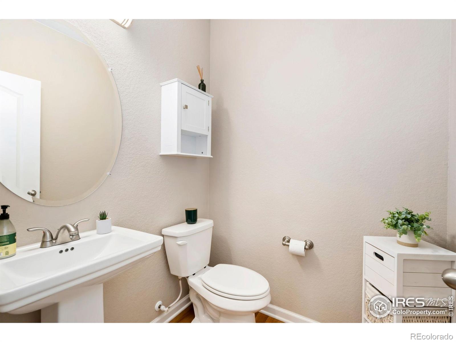 MLS Image #13 for 1540  reynolds drive,windsor, Colorado