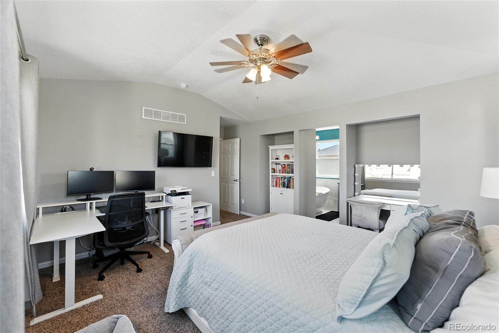 MLS Image #11 for 10116  wyandott circle,denver, Colorado