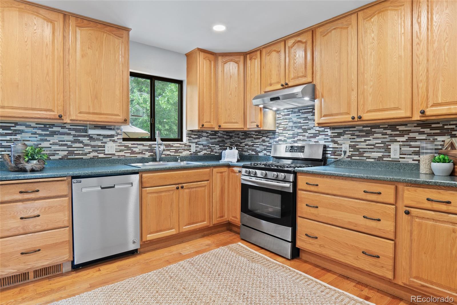 MLS Image #4 for 10563  pierson circle,broomfield, Colorado