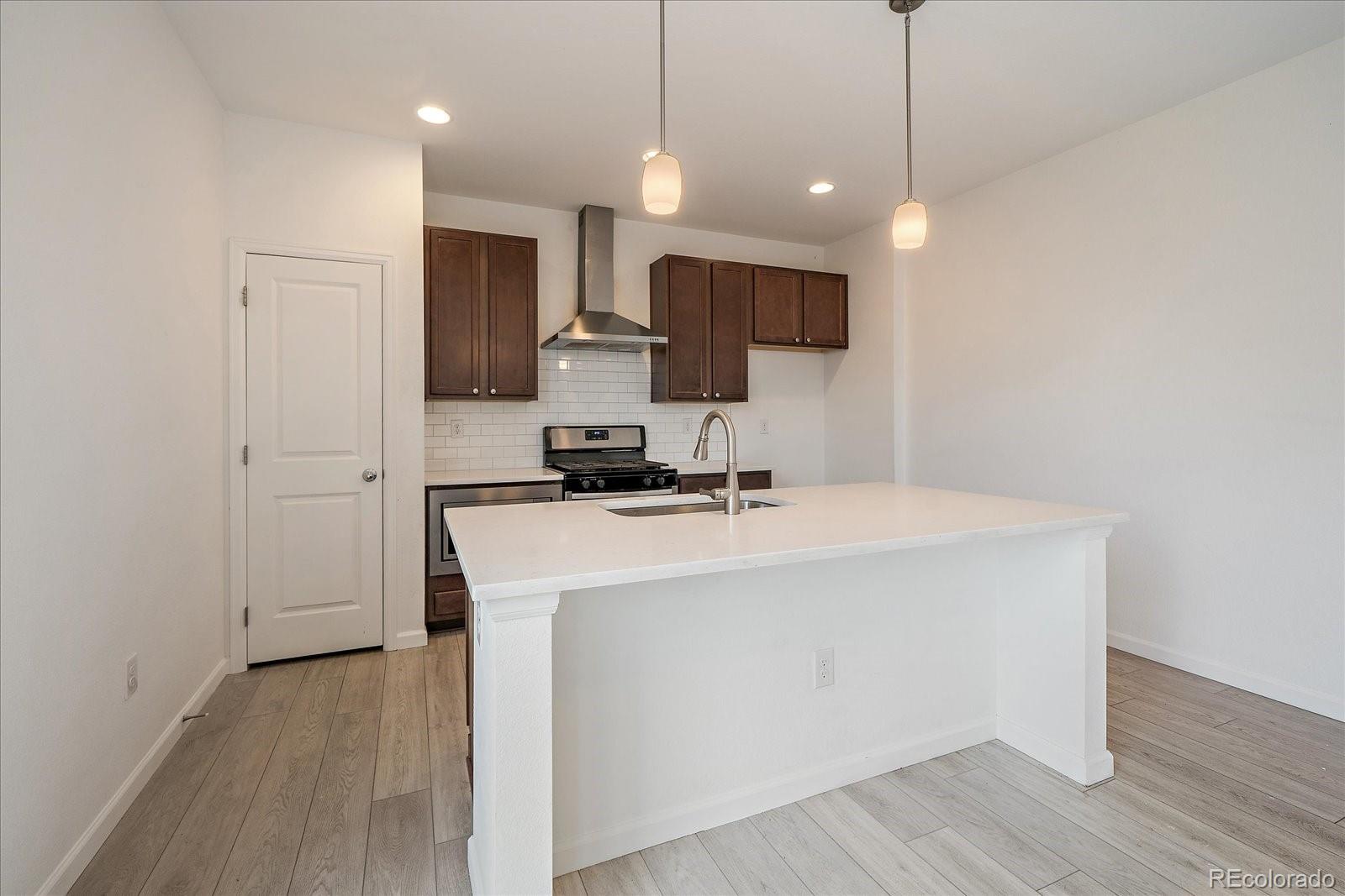 MLS Image #2 for 26789 e cedar avenue,aurora, Colorado
