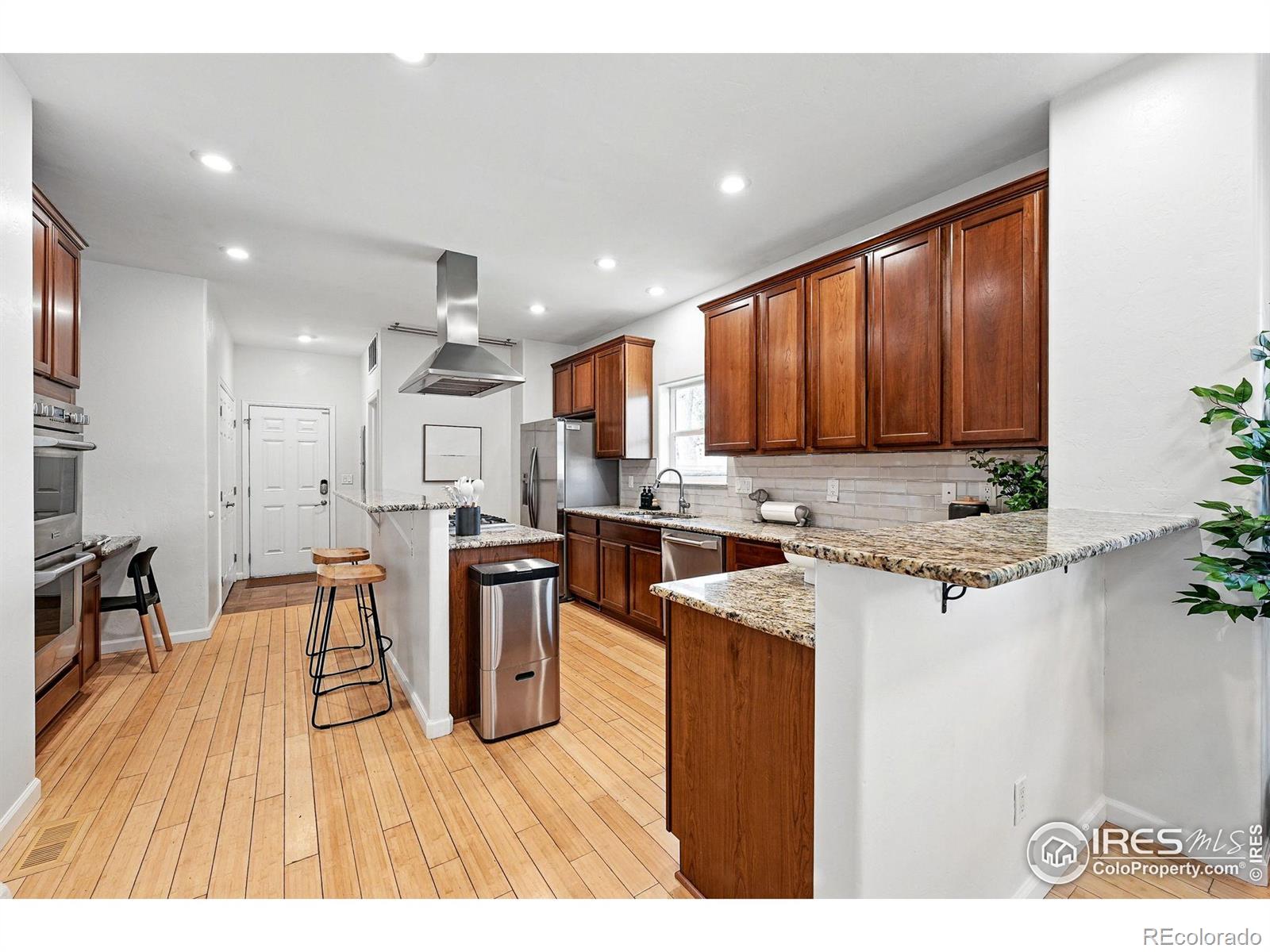 MLS Image #10 for 4039 n clay street,denver, Colorado