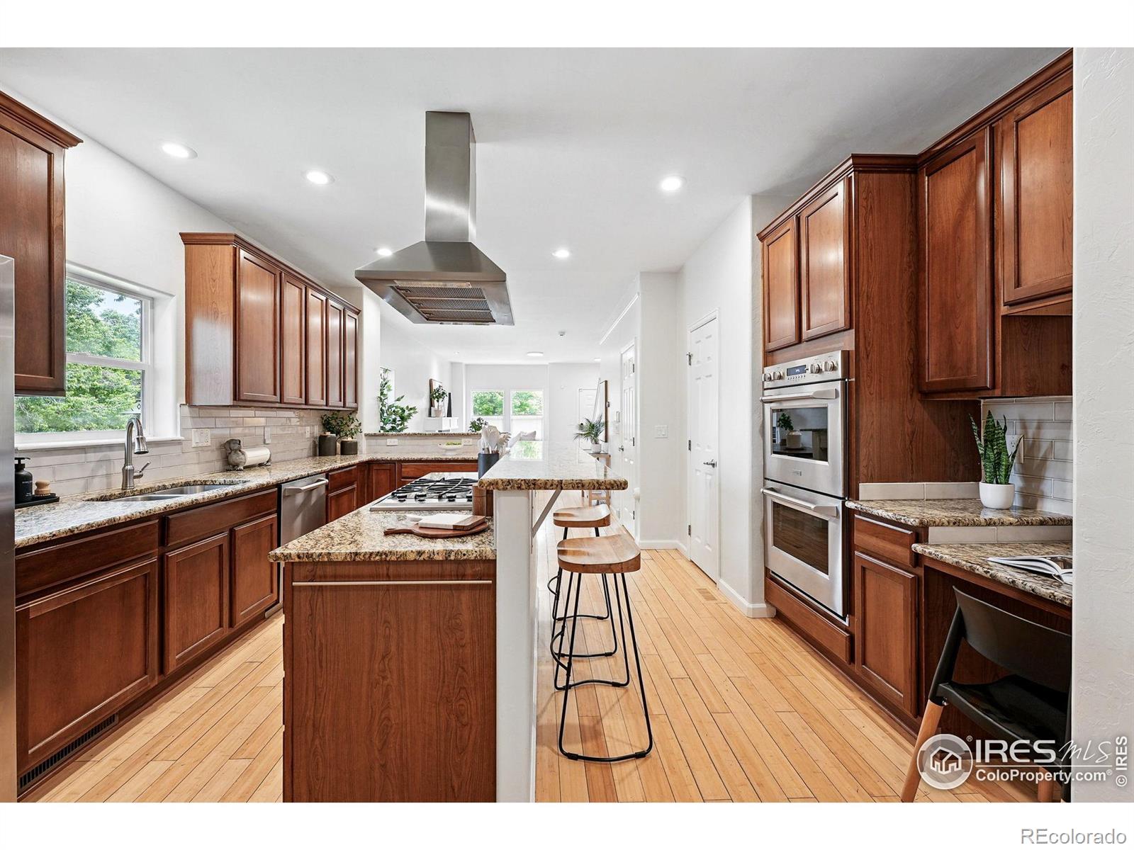MLS Image #12 for 4039 n clay street,denver, Colorado