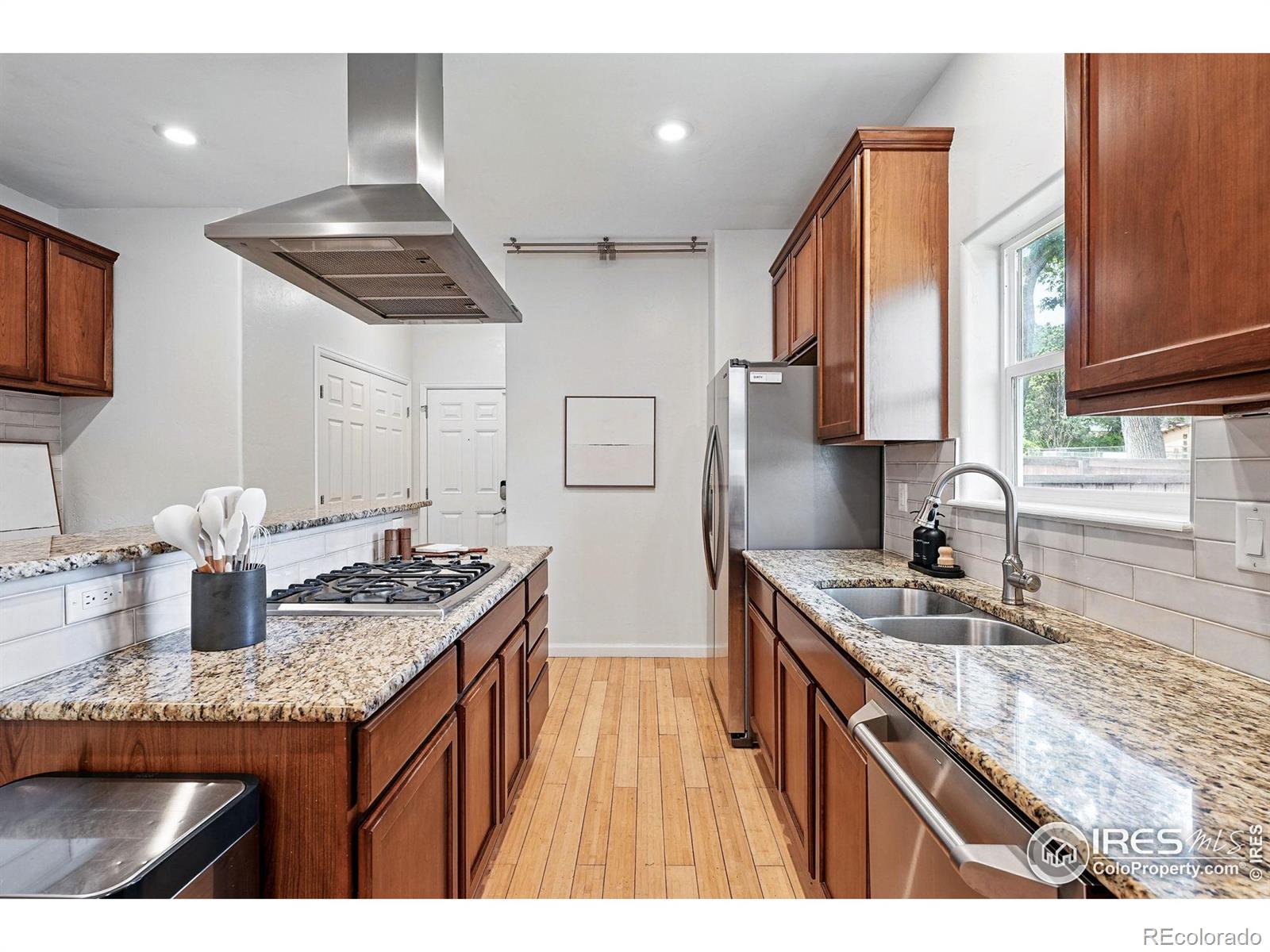 MLS Image #13 for 4039 n clay street,denver, Colorado