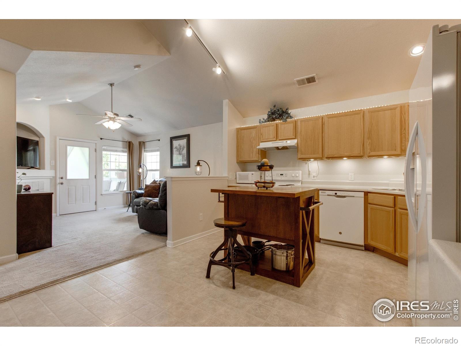 MLS Image #5 for 3601  ponderosa court,evans, Colorado