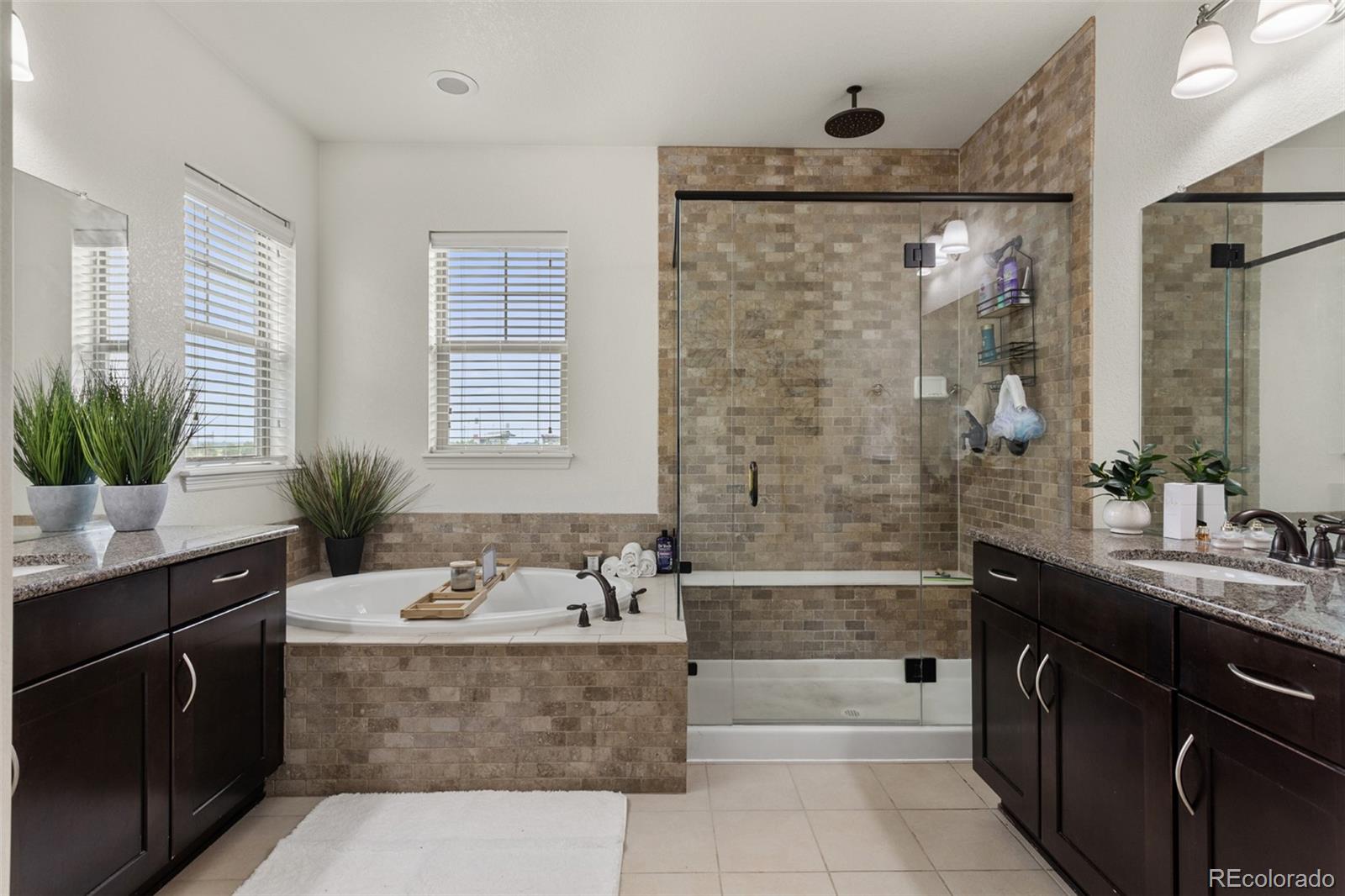 MLS Image #16 for 8464 e 55th place,denver, Colorado