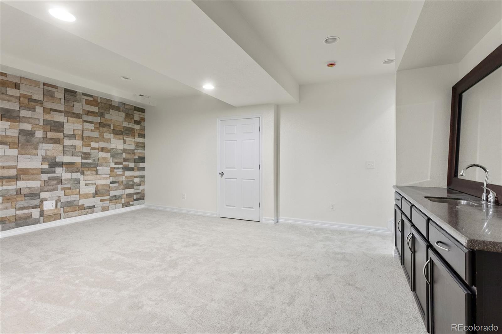 MLS Image #25 for 8464 e 55th place,denver, Colorado