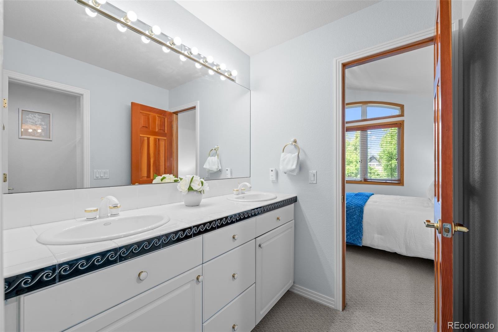 MLS Image #36 for 222 s olive street,denver, Colorado