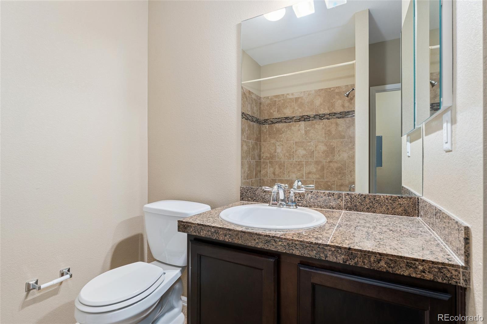 MLS Image #18 for 9637 e 5th avenue,denver, Colorado